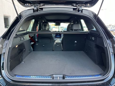 Used 2025 Mercedes-Benz GLC 43 AMG 4MATIC image 56