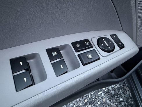 Used 2020 Hyundai Elantra SE w/ Cargo Package (C1) image 13