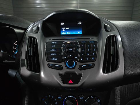 Used 2016 Ford Transit Connect XLT image 21