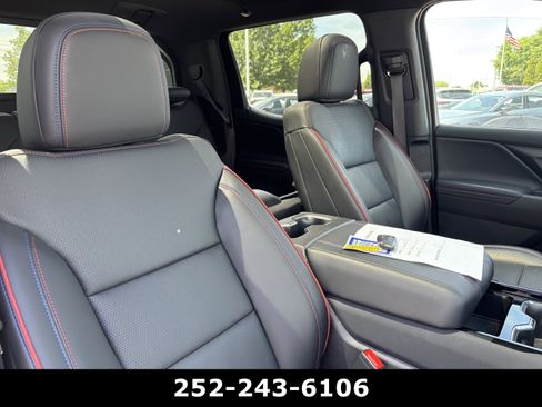 Used 2025 Chevrolet Silverado EV RST AWD/4WD image 9