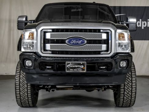 Used 2016 Ford F250 Platinum w/ FX4 Off-Road Package image 3
