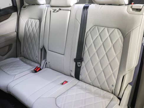 New 2026 Volkswagen Atlas SEL Premium R-Line AWD/4WD image 35