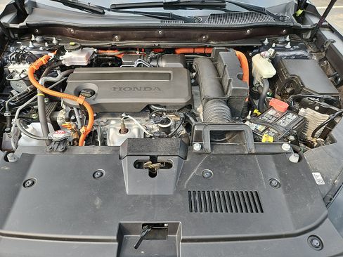 Used 2024 Honda CR-V Sport Touring image 32