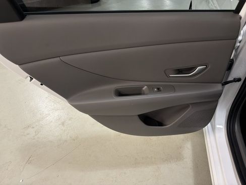 Used 2026 Hyundai Elantra Sport FWD image 23