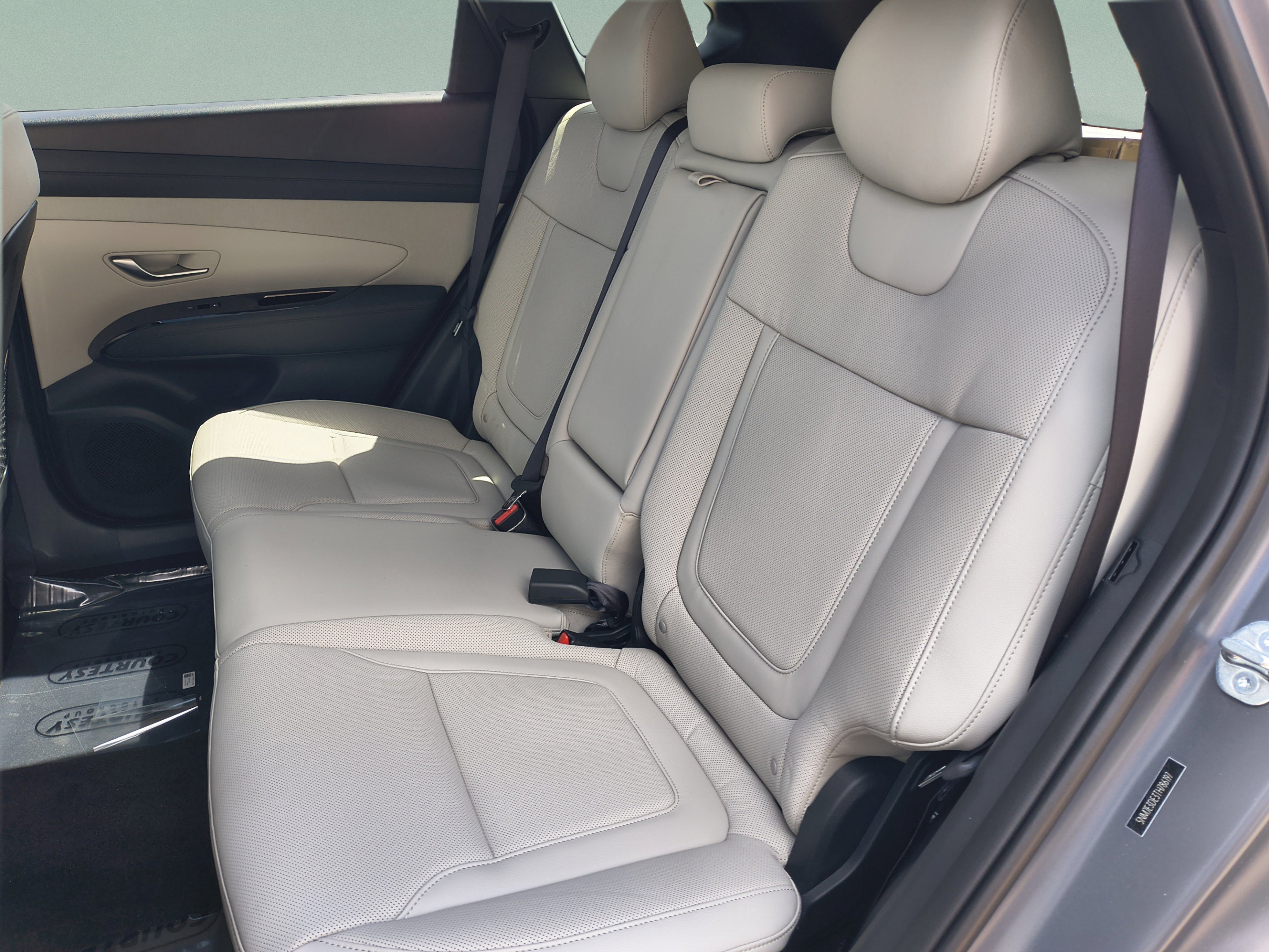 New 2026 Hyundai Tucson Limited FWD image 15
