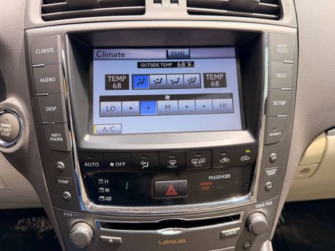 Used 2011 Lexus IS 250 w/ Premium Pkg Value Edition RWD image 49