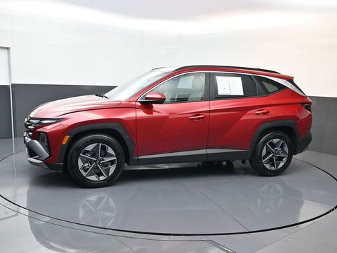 Used 2025 Hyundai Tucson SEL FWD image 6