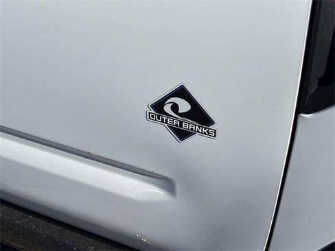 New 2025 Ford Bronco Sport Outer Banks w/ Outer Banks Tech Package+ image 10