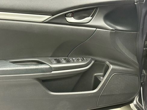 Used 2020 Honda Civic Sport image 22