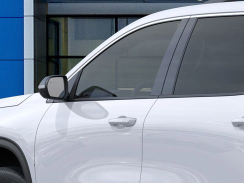 New 2026 Chevrolet Traverse LT image 12