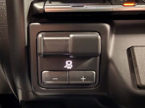 Used 2021 GMC Sierra 1500 Elevation w/ Preferred Package AWD/4WD image 42
