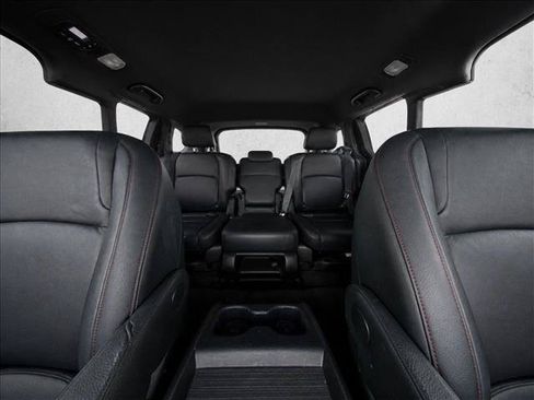 Used 2025 Honda Odyssey Sport-L image 22