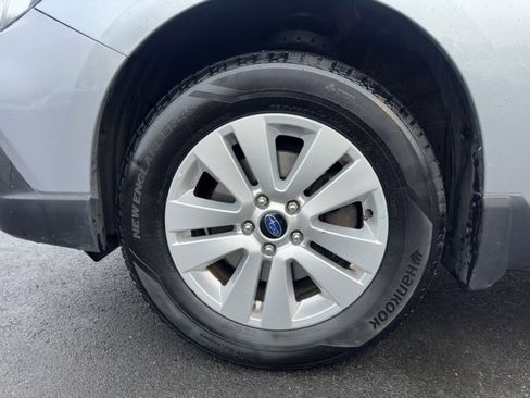 Used 2018 Subaru Outback 2.5i Premium image 23