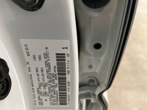 Certified 2021 Toyota Tacoma TRD Off-Road w/ Technology Package image 27