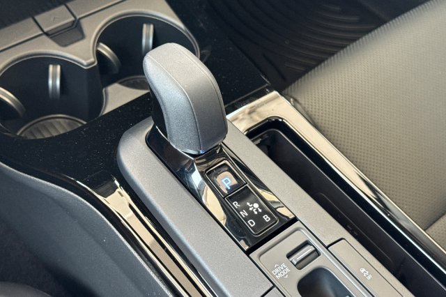 New 2027 Toyota Prius FWD image 24