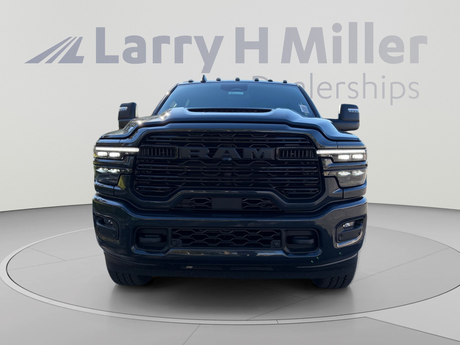 New 2027 RAM 2500 Laramie w/ Night Edition AWD/4WD image 8