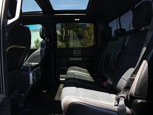 Used 2019 Ford F150 Raptor w/ Equipment Group 802A Luxury AWD/4WD image 27