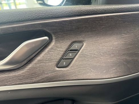 Used 2023 Jeep Grand Cherokee Limited AWD/4WD image 21