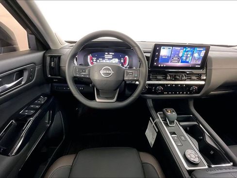 New 2026 Nissan Pathfinder Platinum w/ Accent Package AWD/4WD image 28