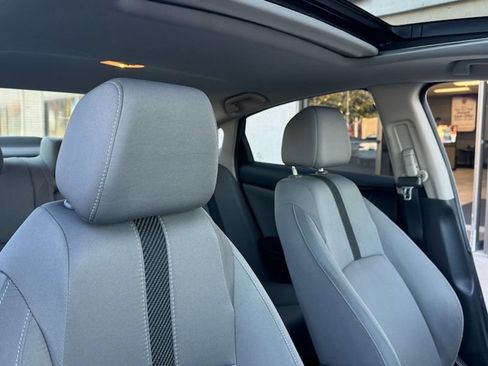 Used 2017 Honda Civic EX image 14