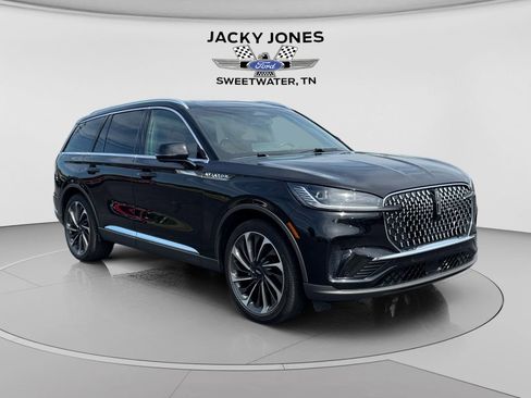 Used 2025 Lincoln Aviator Reserve w/ Equipment Group 201A AWD/4WD image 7