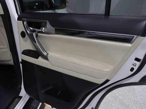 Used 2022 Lexus GX 460 Premium AWD/4WD image 21