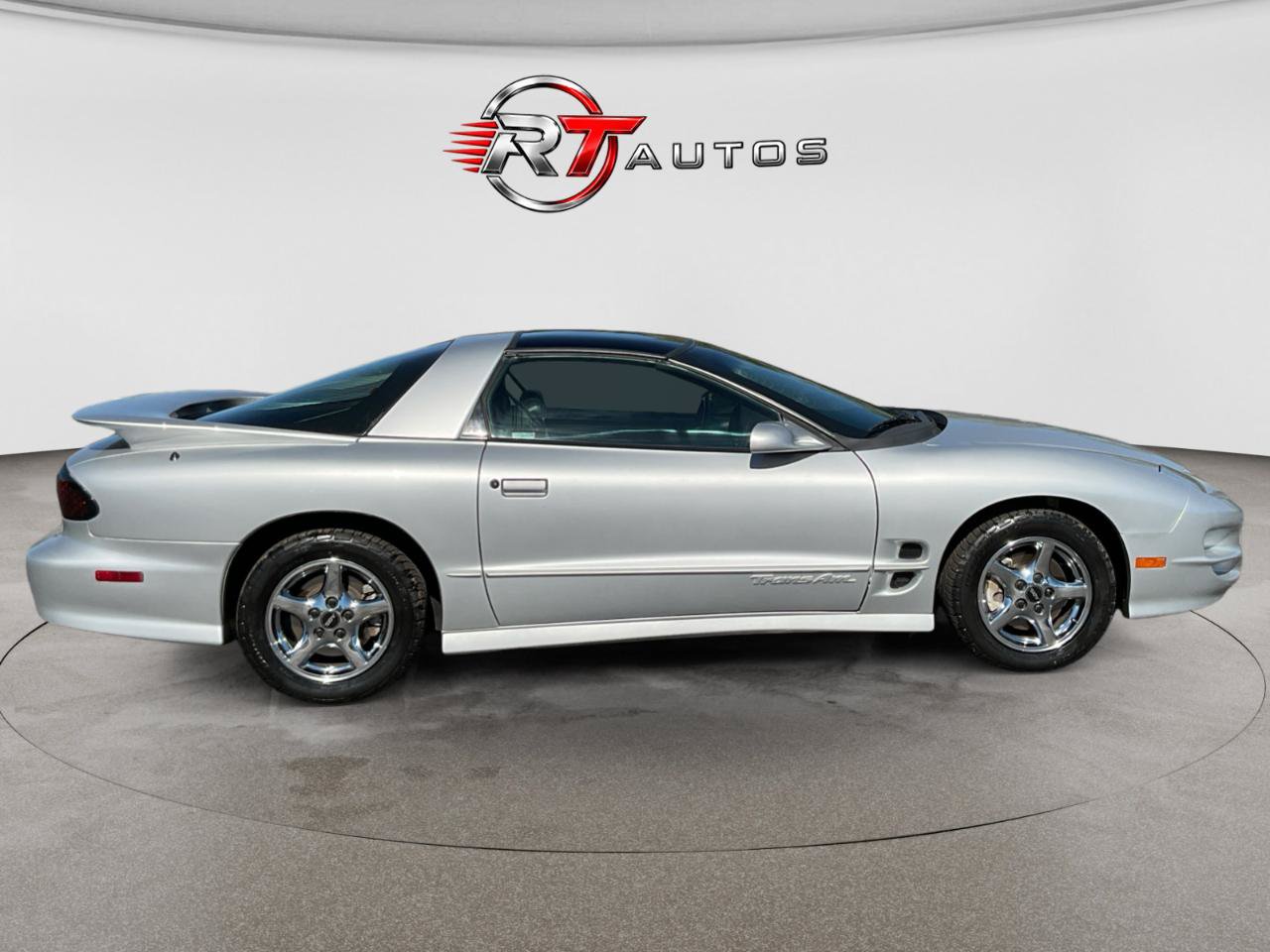 Used 2002 Pontiac Firebird Trans Am RWD image 4