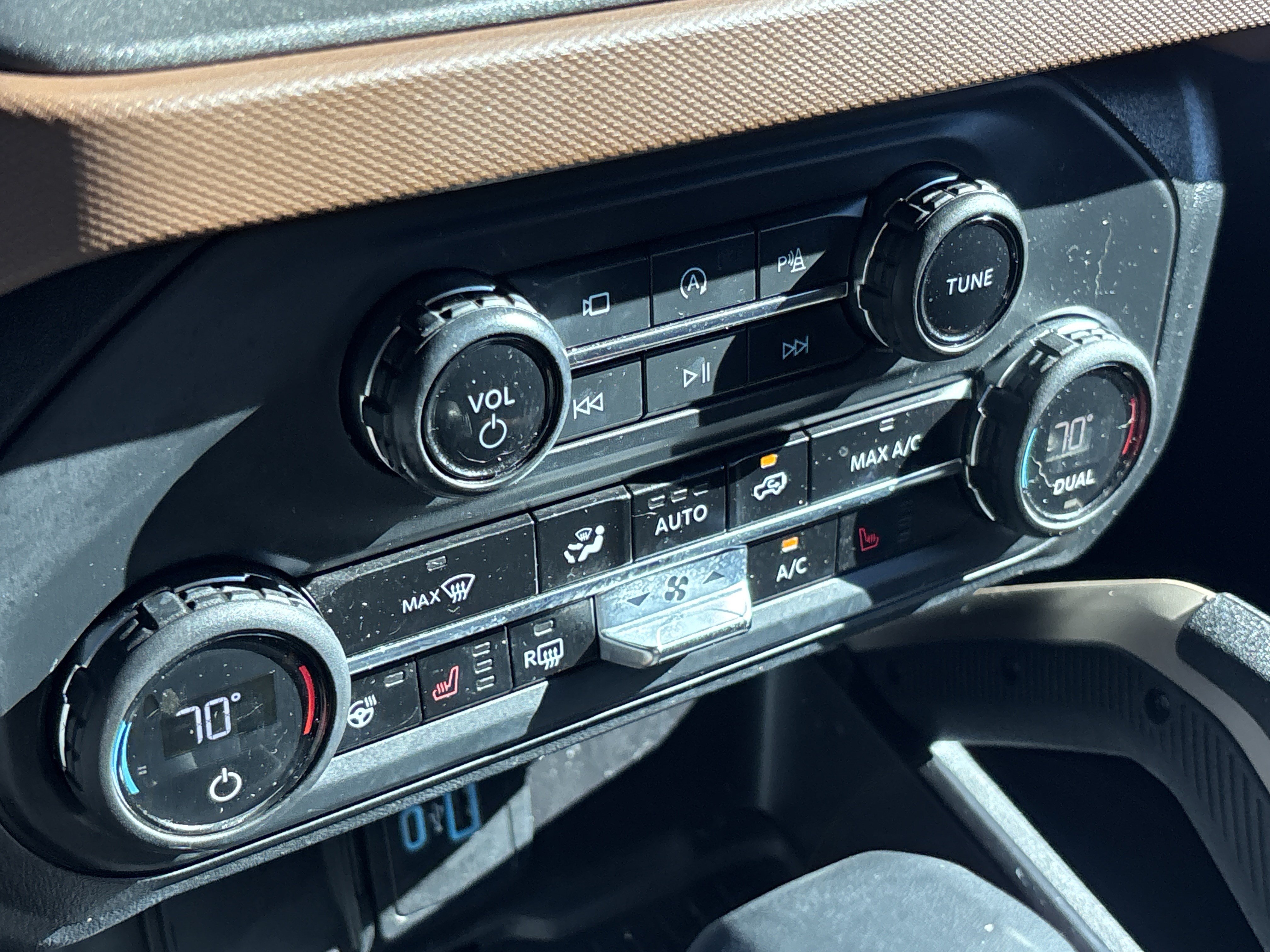 Used 2024 Ford Bronco Outer Banks AWD/4WD image 23