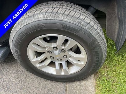 Used 2019 Chevrolet Suburban LS w/ Enhanced Driver Alert Package image 9