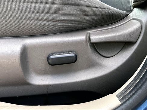 Used 2010 Ford Escape XLT image 31