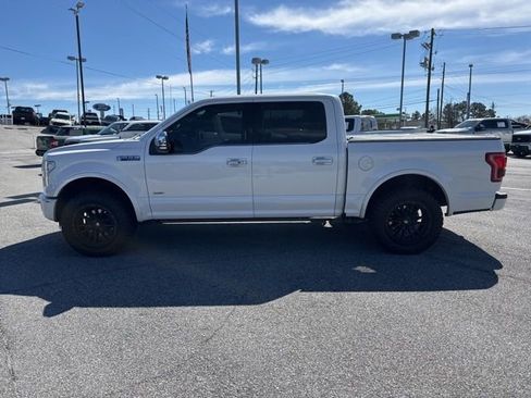 Used 2016 Ford F150 Platinum w/ Equipment Group 701A Luxury image 4