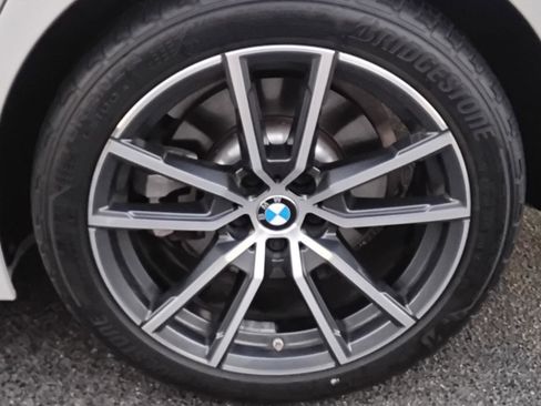 Used 2021 BMW 330i Sedan w/ Convenience Package image 12