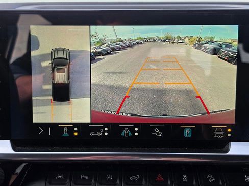 Used 2023 Chevrolet Silverado 1500 LTZ w/ LTZ Premium Texas Edition AWD/4WD image 23