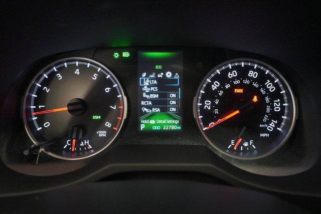 Certified 2022 Toyota RAV4 XLE Premium AWD/4WD image 16