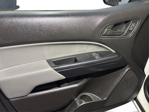 Used 2018 Chevrolet Colorado W/T w/ WT Convenience Package image 20