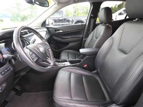 Used 2021 Buick Encore GX Essence w/ Advanced Technology Package AWD/4WD image 2