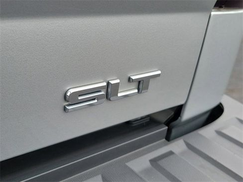 Used 2015 GMC Sierra 1500 SLT w/ SLT Crew Cab Value Package image 6