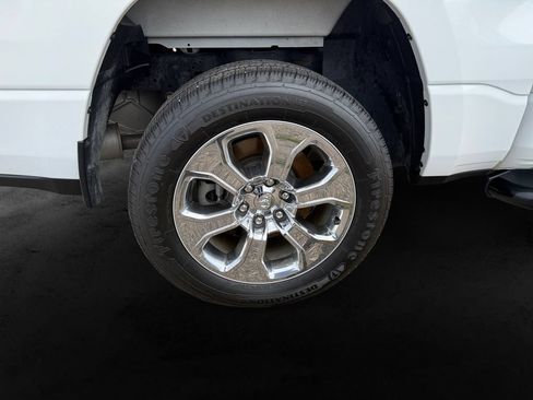 Used 2022 RAM 1500 Big Horn AWD/4WD image 11