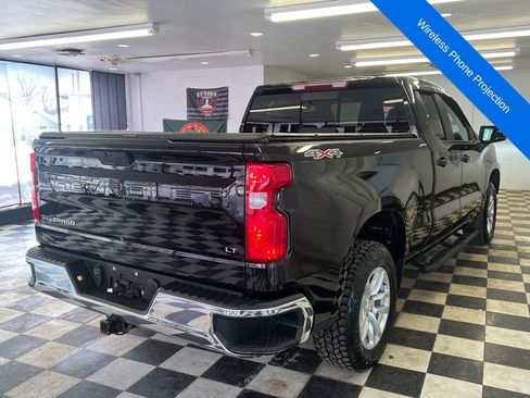 Used 2021 Chevrolet Silverado 1500 LT w/ Convenience Package II image 14
