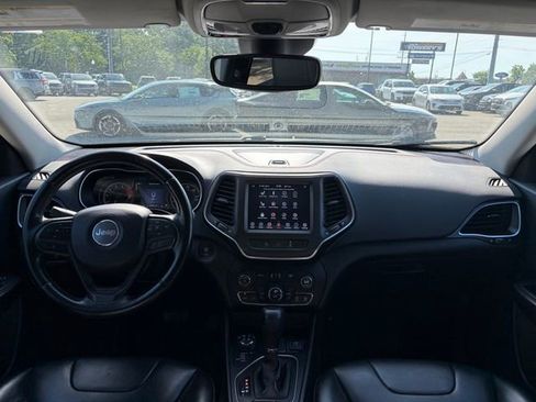 Used 2021 Jeep Cherokee Trailhawk AWD/4WD image 18