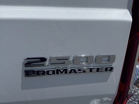 Used 2026 RAM ProMaster 2500 w/ Convenience Group FWD image 19