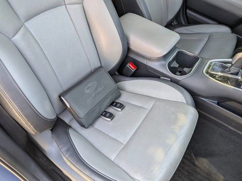 Used 2021 Subaru Outback Limited AWD/4WD image 10
