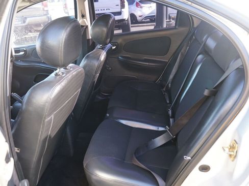 Used 2004 Dodge Neon image 11