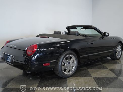 Used 2003 Ford Thunderbird image 12