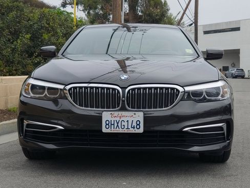 Used 2019 BMW 540i w/ Convenience Package image 27