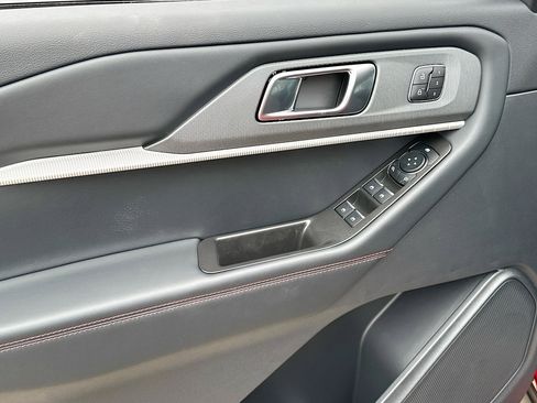 New 2026 Ford Explorer ST-Line RWD image 13