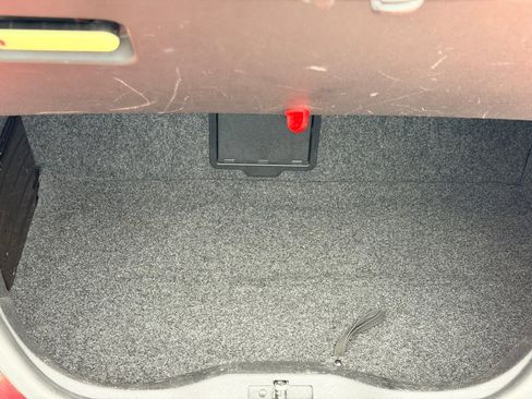 Used 2009 Volkswagen Beetle Convertible image 7