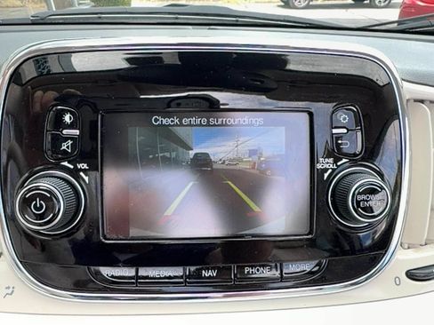 Used 2018 FIAT 500 Lounge FWD image 10