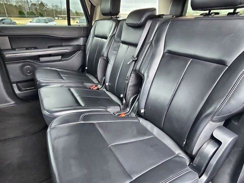 Used 2024 Ford Expedition XLT image 20