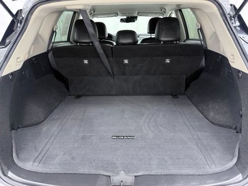 Used 2022 Nissan Murano SV FWD image 14